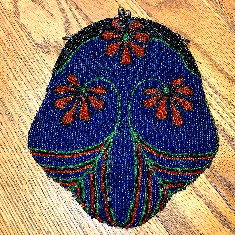vintage 1920s Art Nouveau microbeaded glass bead purse blue red flower - AS IS